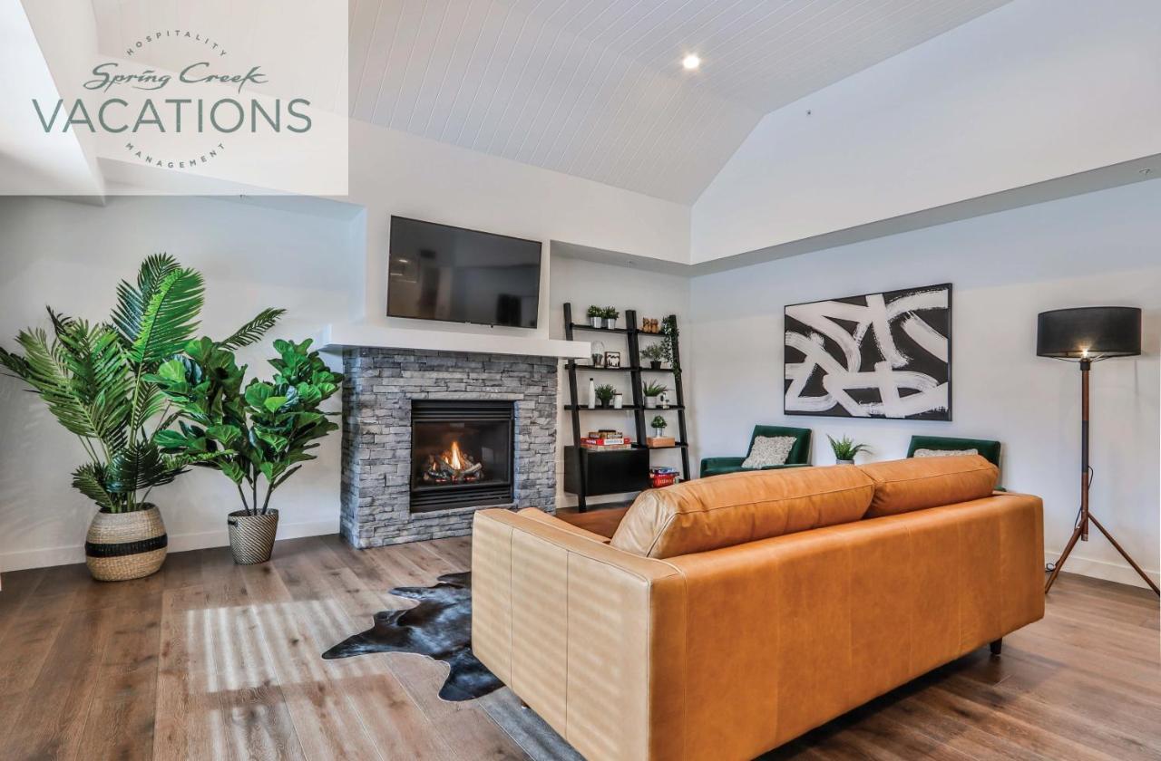 White Spruce Lodge By Spring Creek Vacations 캔모어 객실 사진