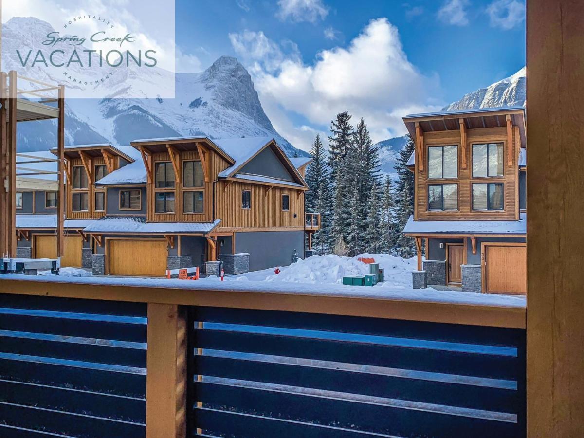 White Spruce Lodge By Spring Creek Vacations 캔모어 객실 사진