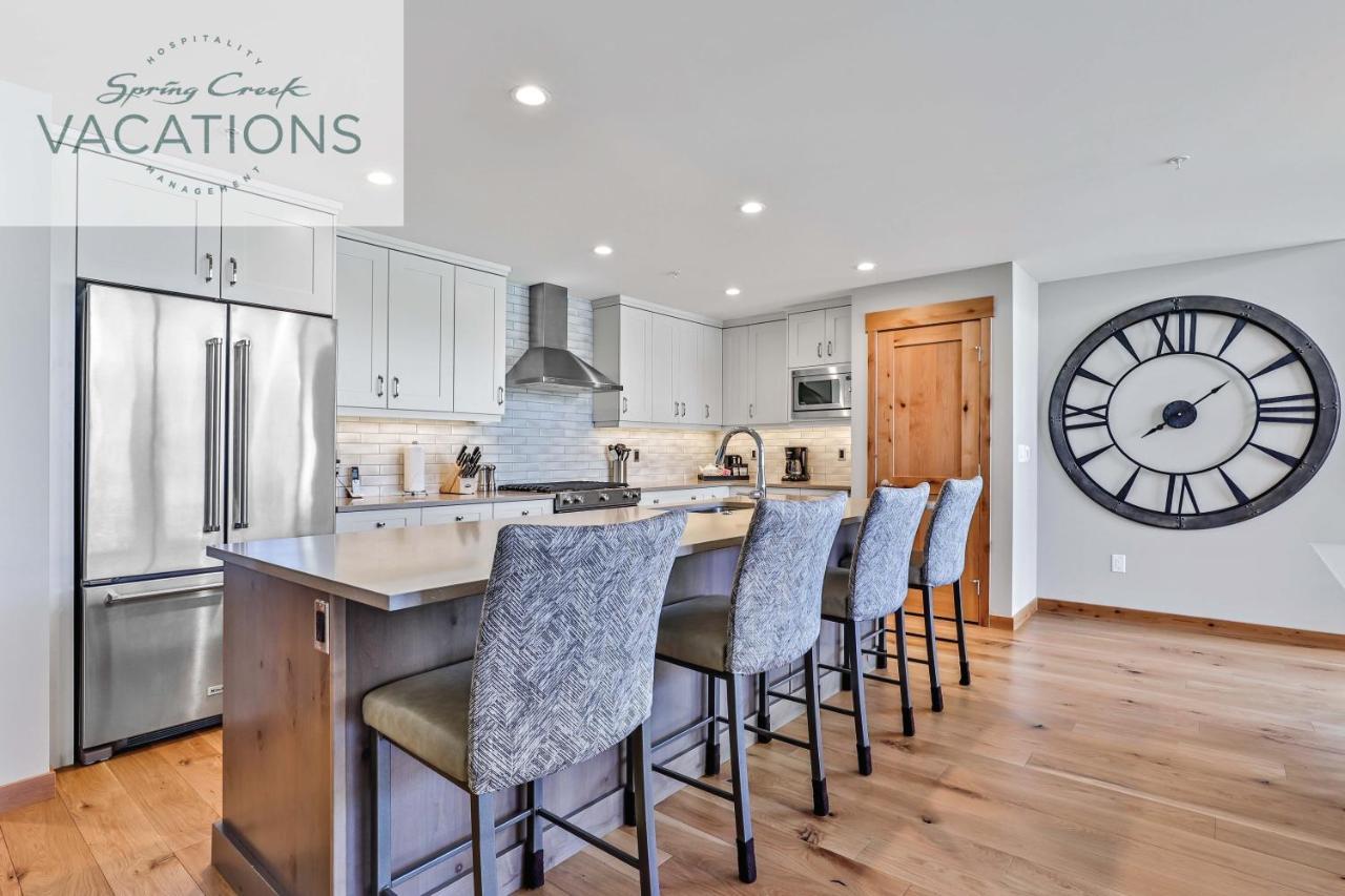 White Spruce Lodge By Spring Creek Vacations 캔모어 객실 사진