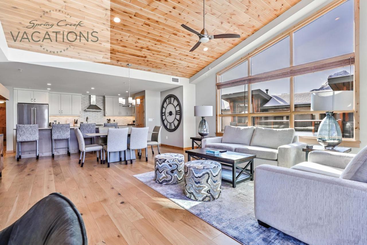 White Spruce Lodge By Spring Creek Vacations 캔모어 객실 사진