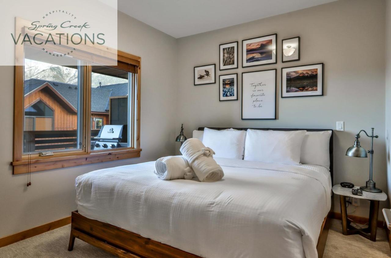 White Spruce Lodge By Spring Creek Vacations 캔모어 객실 사진